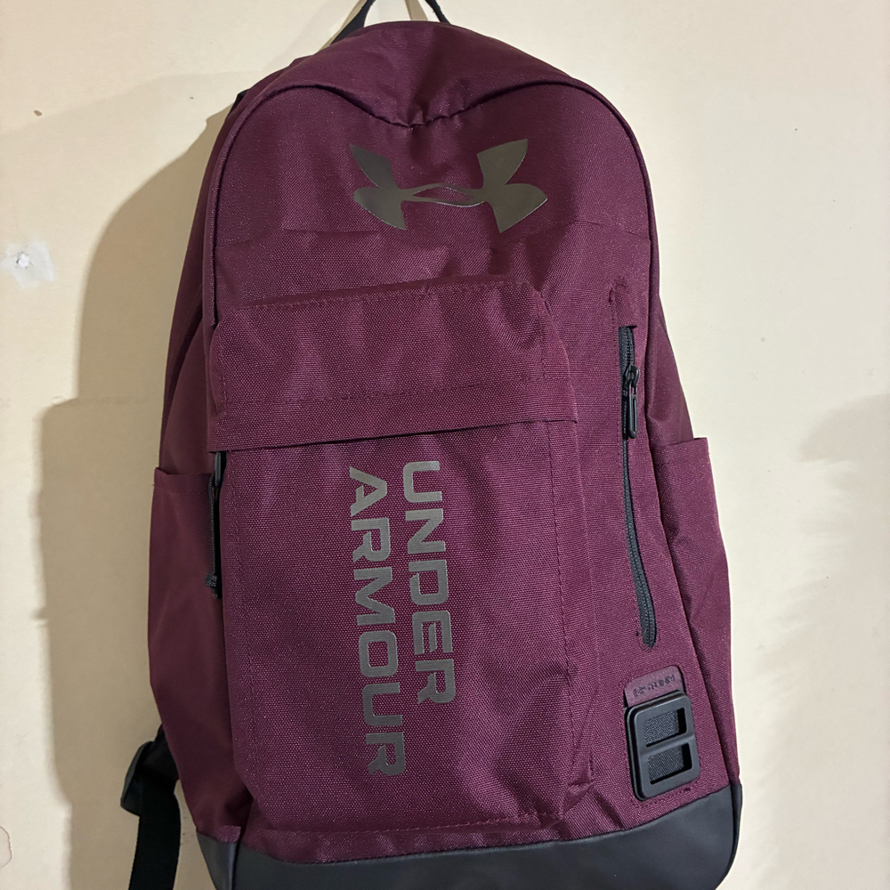 Under‎ Armour Halftime Backpack – UA Storm Water-Resistant – Maroon/Black
